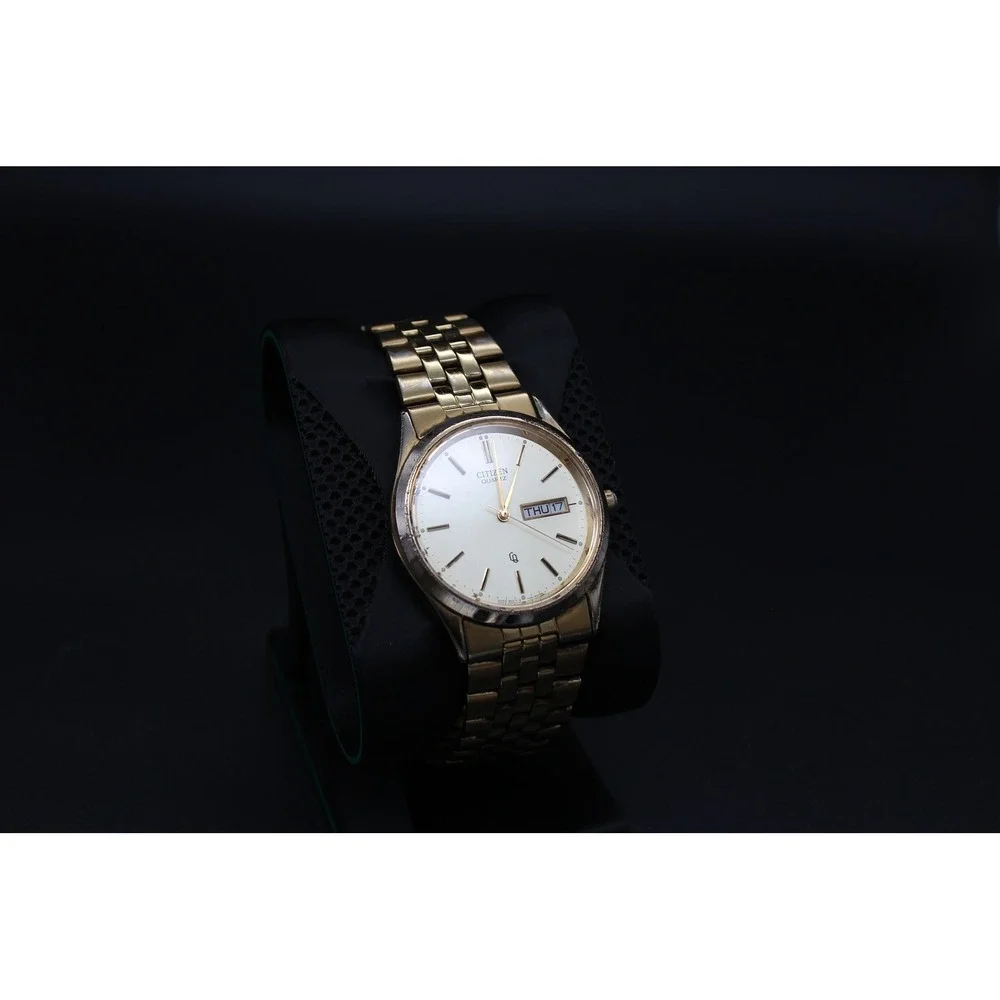 Vintage Citizen Quartz Day Date 36mm Gold Tone New Crystal Runs Japan